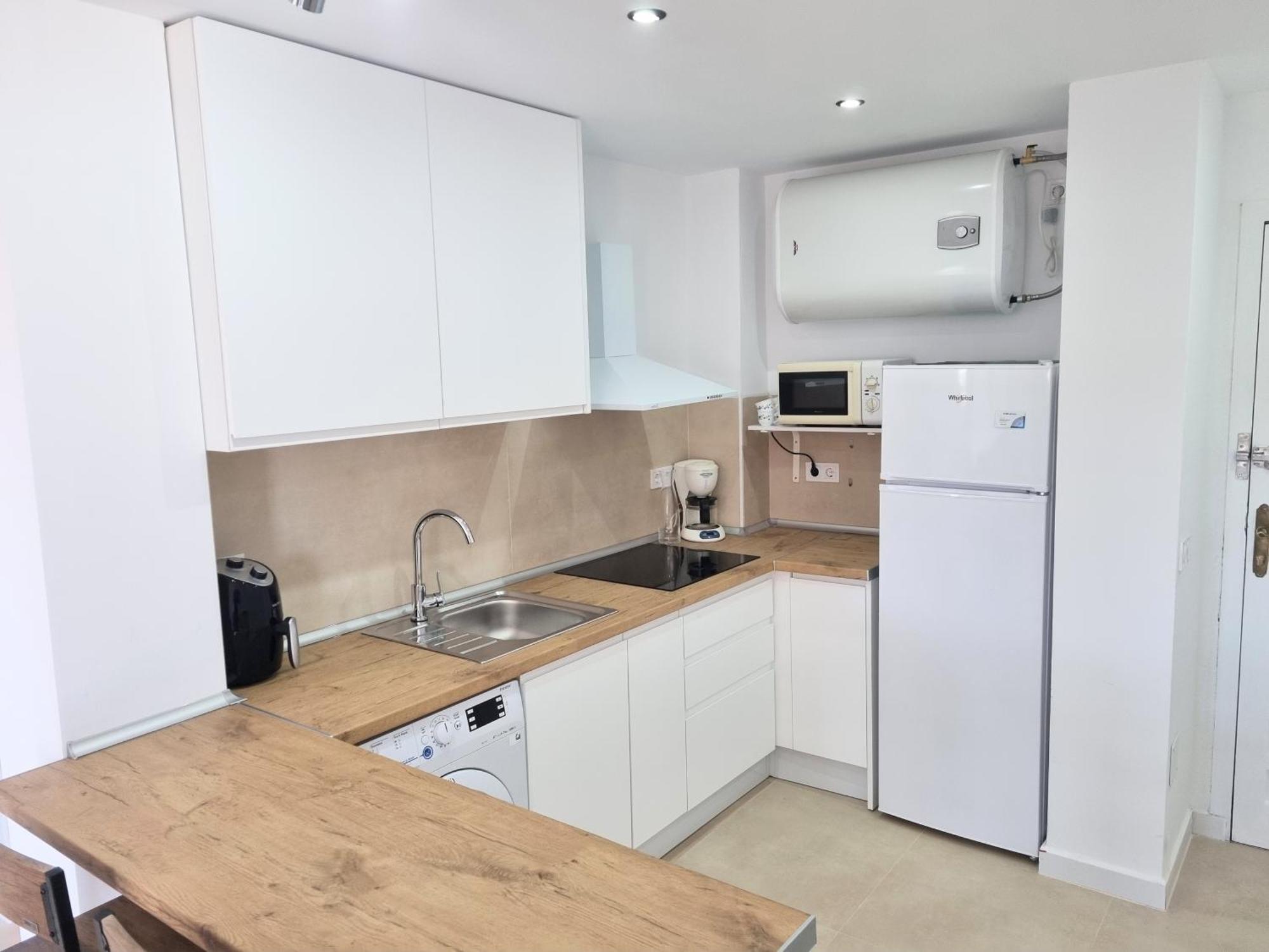 פואנגירולה Barbados Beach And Pool Apartment מראה חיצוני תמונה